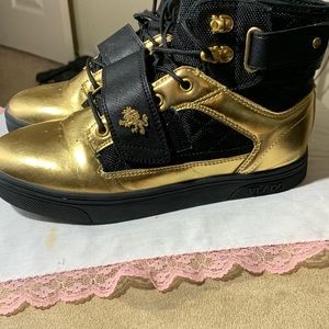 VLADO ATLAS 2 KIDS GOLDEN SNEAKERS SIZE 4
